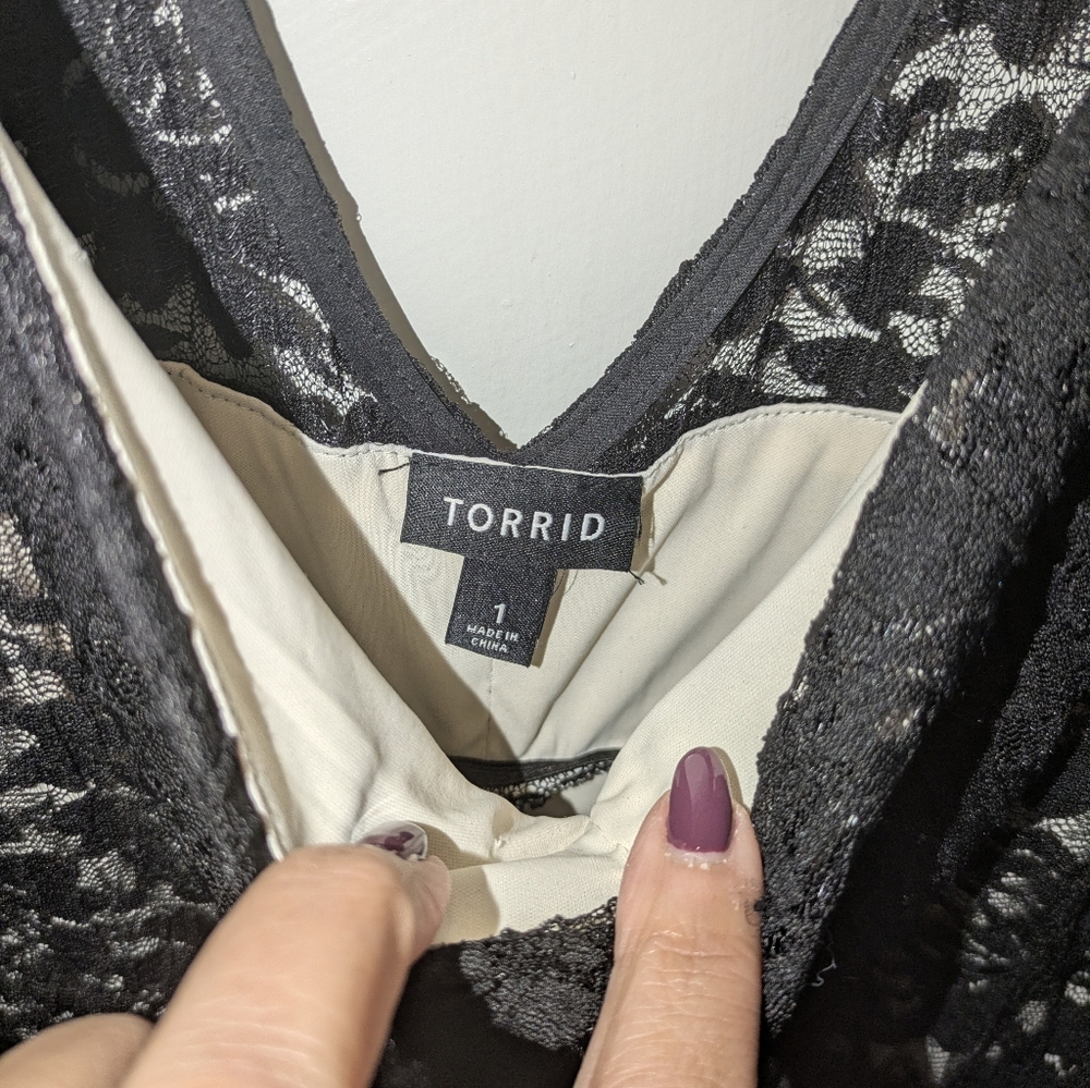 Torrid Black and Cream Lace Dress Size 1 14/16 - Picture 4 of 6
